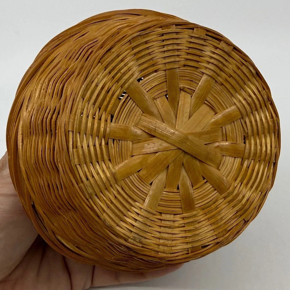 Vintage Woven Bamboo Bunny Rabbit Trinket Basket Brown Wicker Red Button Eyes